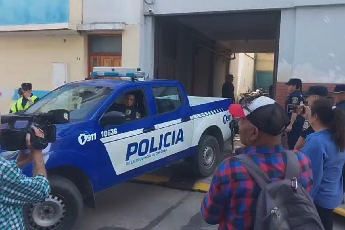 La policía realizó allanamientos en oficinas, un frigorífico y el domicilio del empresario